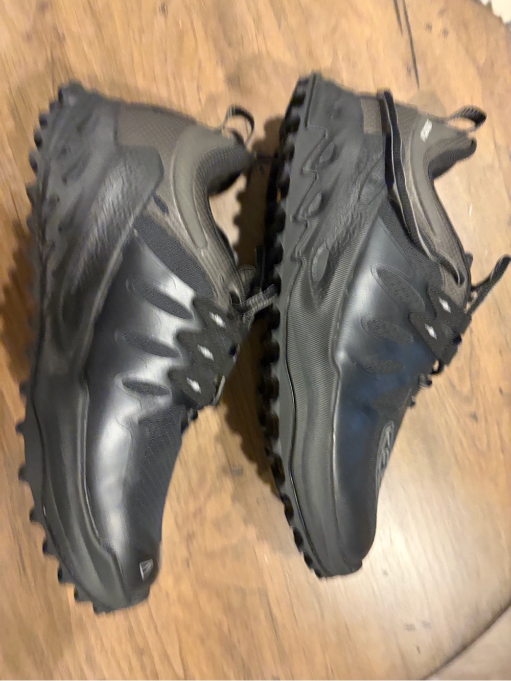 KEEN Men’s Trail Hiking Shoes – Size 9 – Like New! - Picture 5 of 5